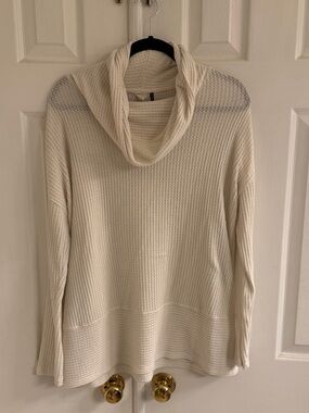 Anthropologie Akemi + Kin sweater
